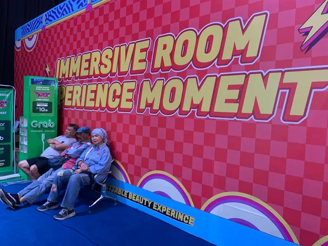 Area masuk Immersive Room dengan identitas visual Citra Beauty Fair 2026.